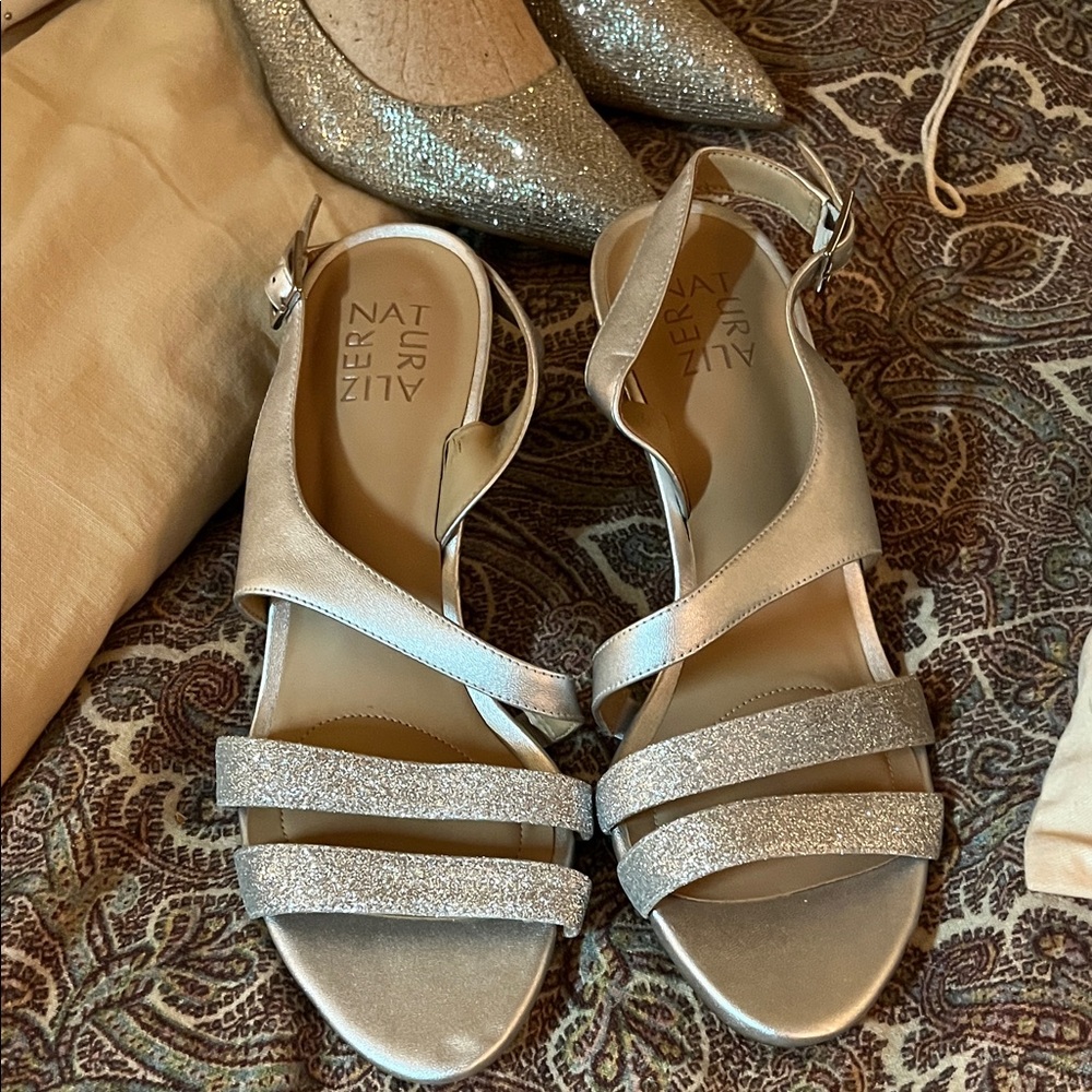 Naturalizer Women's Metallic Sandals